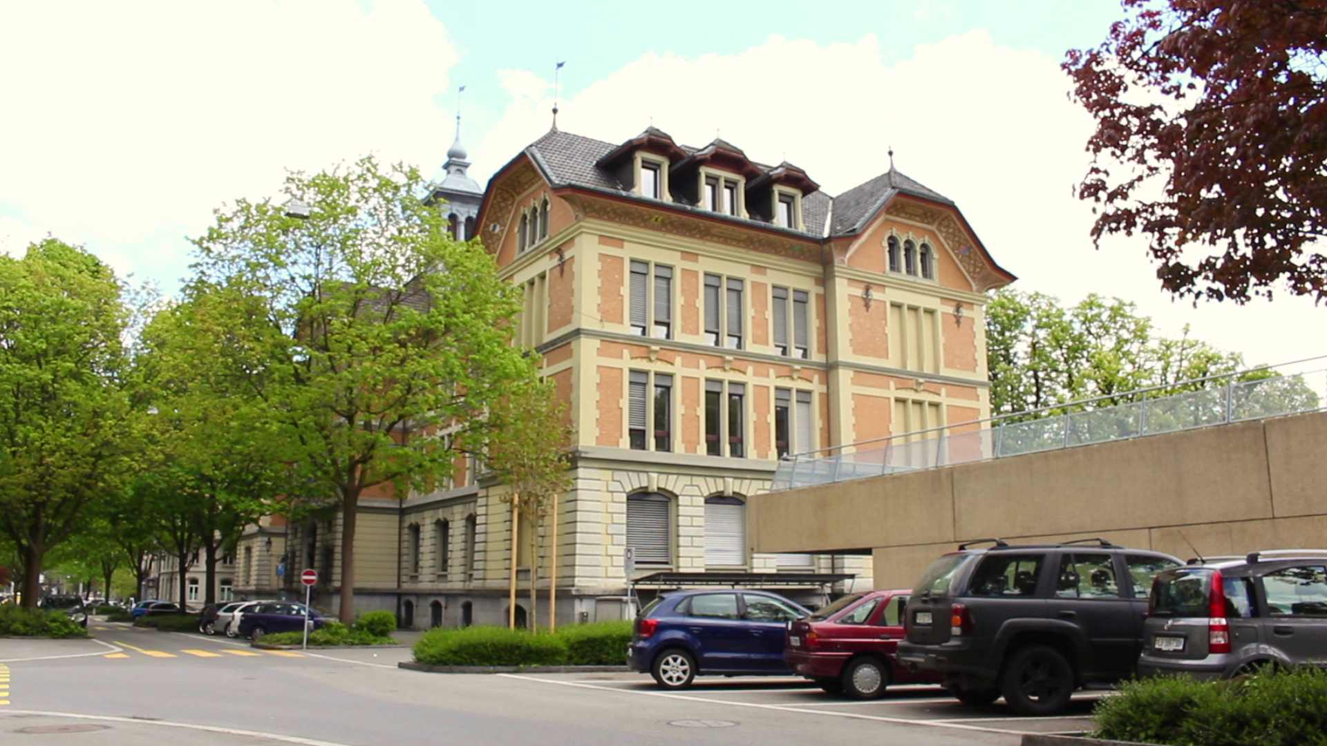 VISK-KULT-HS16-Schulhaus-Saeli